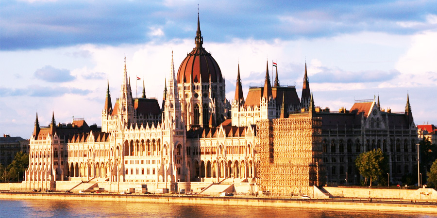 "Notre objectif est de vous faire passer des vacances inoubliables a Budapest, la perle du Danube."